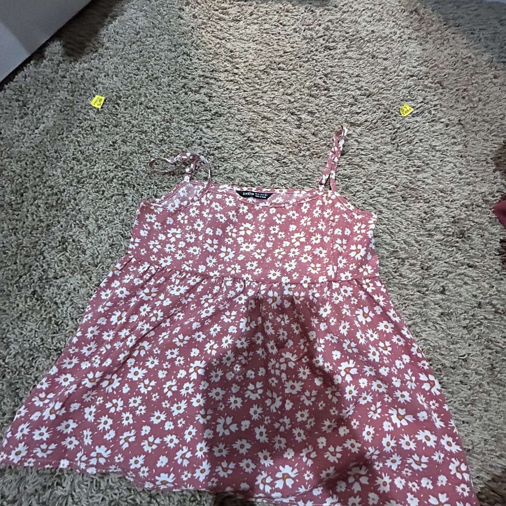 Cute floral tank